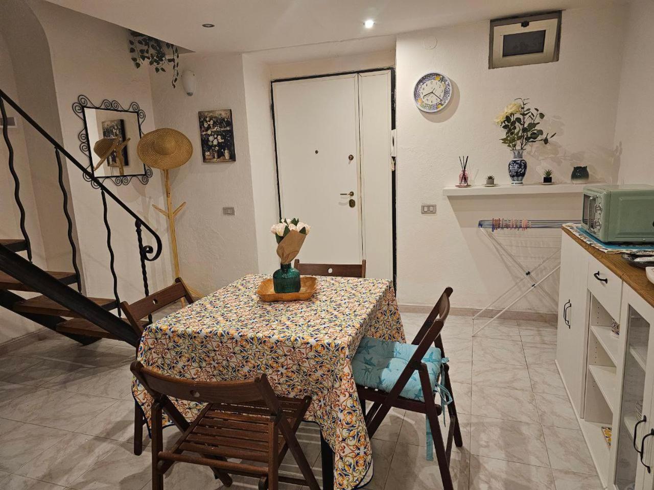 La Maison Bouganville Salerno Dış mekan fotoğraf